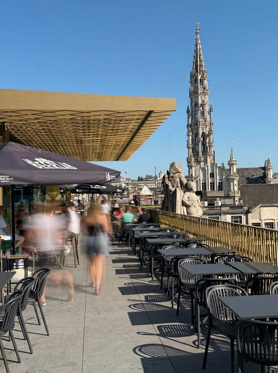 Un rooftop secret sur la Bourse pour admirer Bruxelles d'en haut — Bruxelles