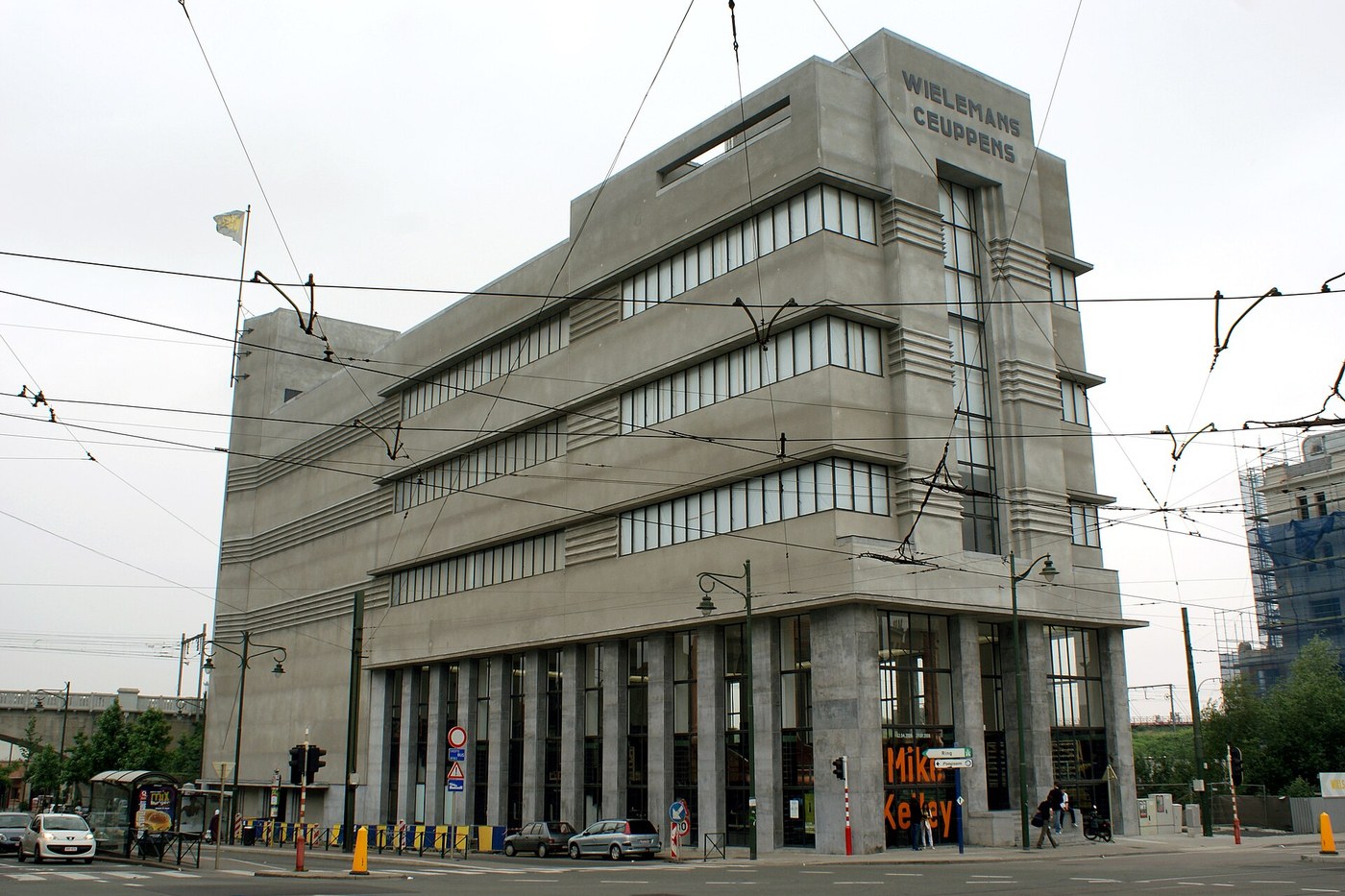 Le bâtiment moderniste WIELS, ancienne brasserie Wielemans-Ceuppens à Forest