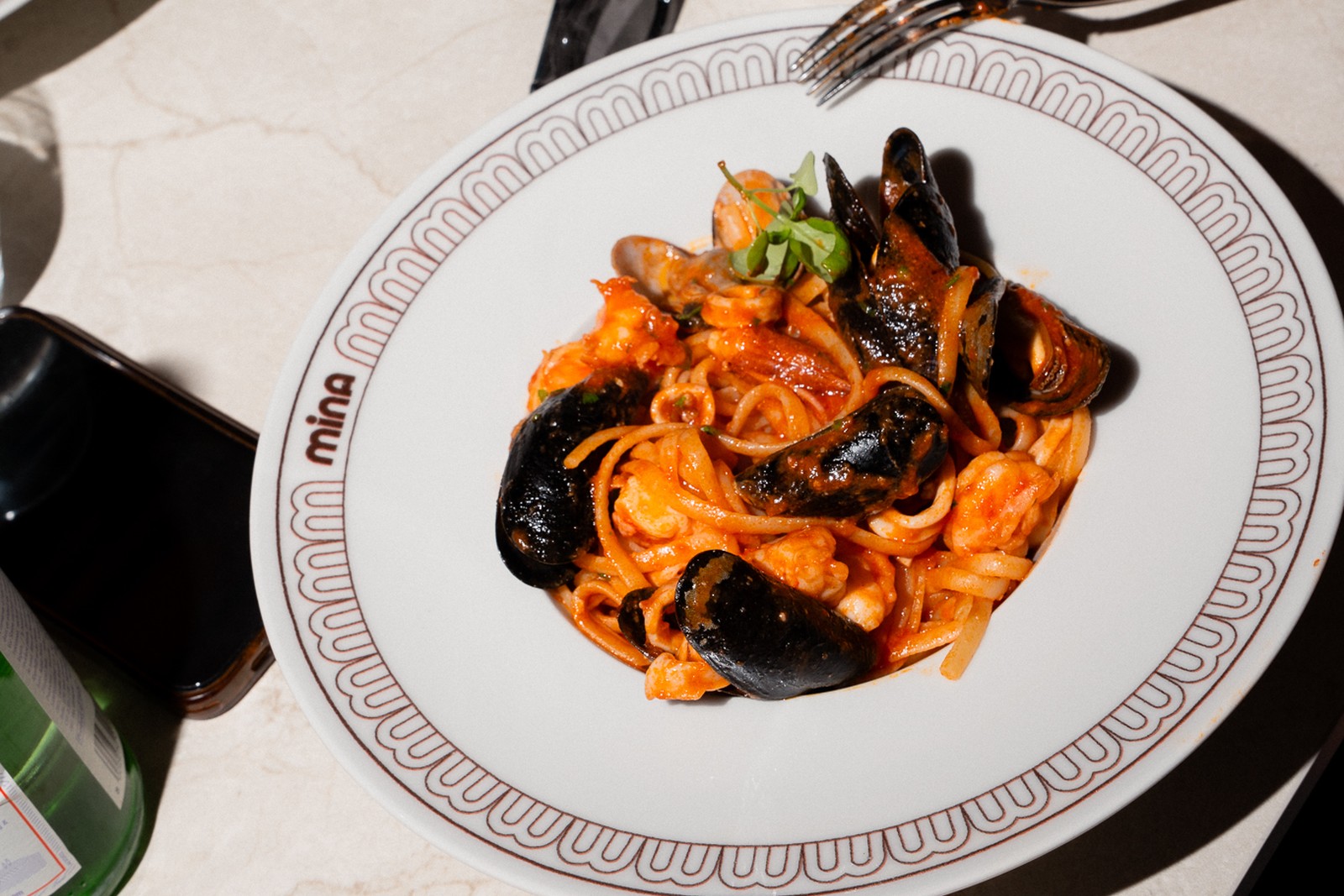 Linguine scoglio aux fruits de mer servies chez Mina, place Fernand Cocq à Ixelles. Linguine scoglio aux fruits de mer servies chez Mina, place Fernand Cocq à Ixelles.